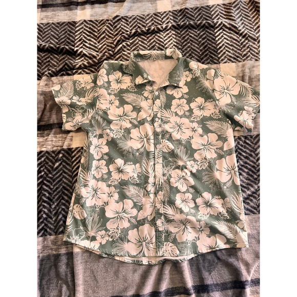 Unbranded Other - Men's Unbranded Casual Button Down Shirt XL Green White Floral Hawaiian Shirt